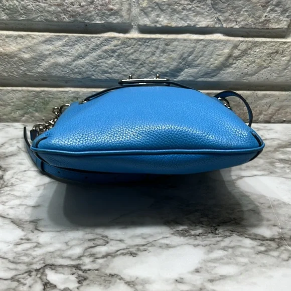 Coach 36501 Swagger Swingpack in Polished Pebble Leather Silver/Azure In EUC - Picture 8 of 16